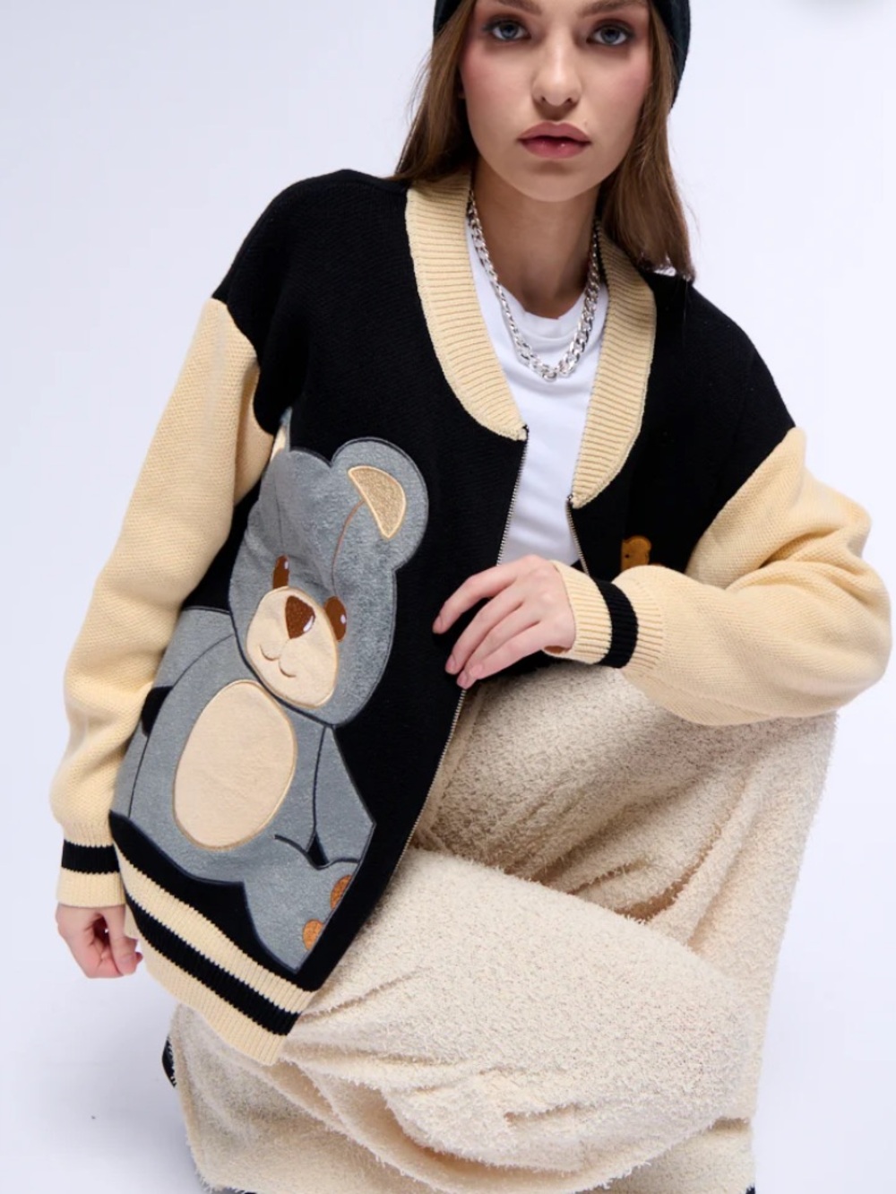Akira Beary Cozy Oversized Sweater Teddy Bear size S/M